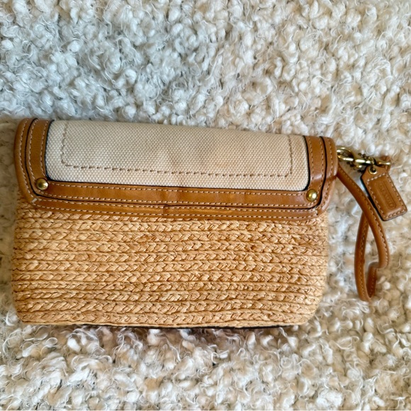 Coach Legacy Straw Summertime Clutch Wristlet Bag Natural Leather - Picture 2 of 6